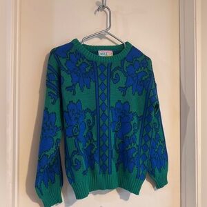 M/L Vintage sweater